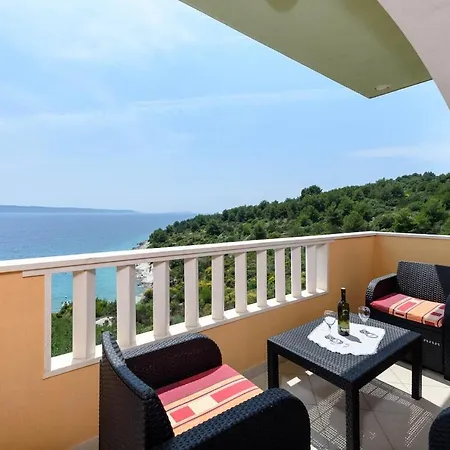 Tatinja A6 * Trogir